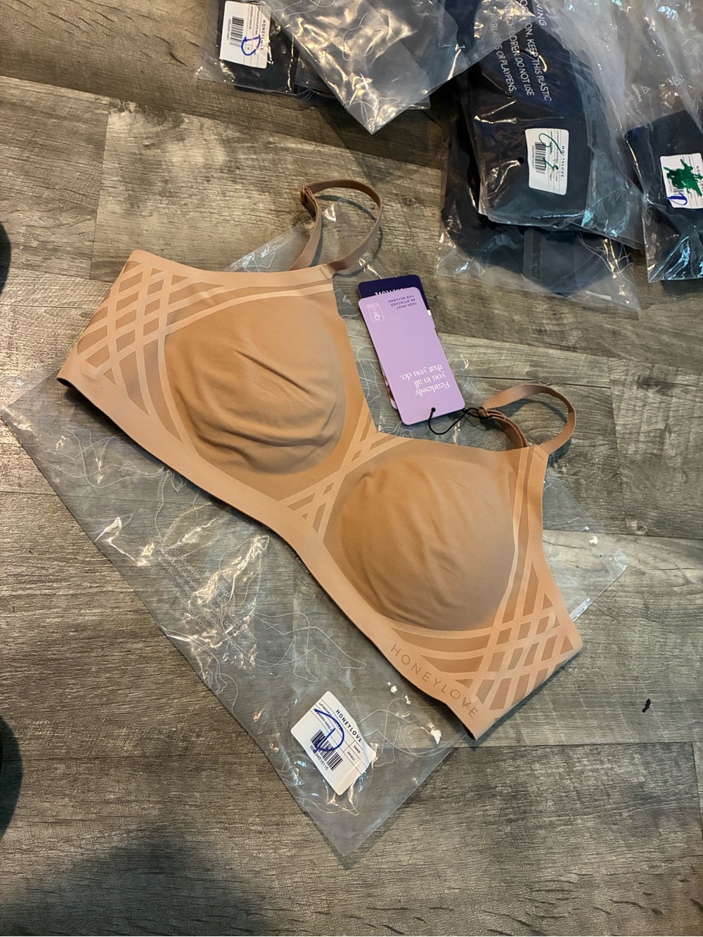 Women’s Honeylove LiftWear Silhouette Bra Sand Size Small New NWT
